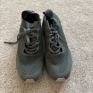 NOBULL all day knit men running shoes size 13